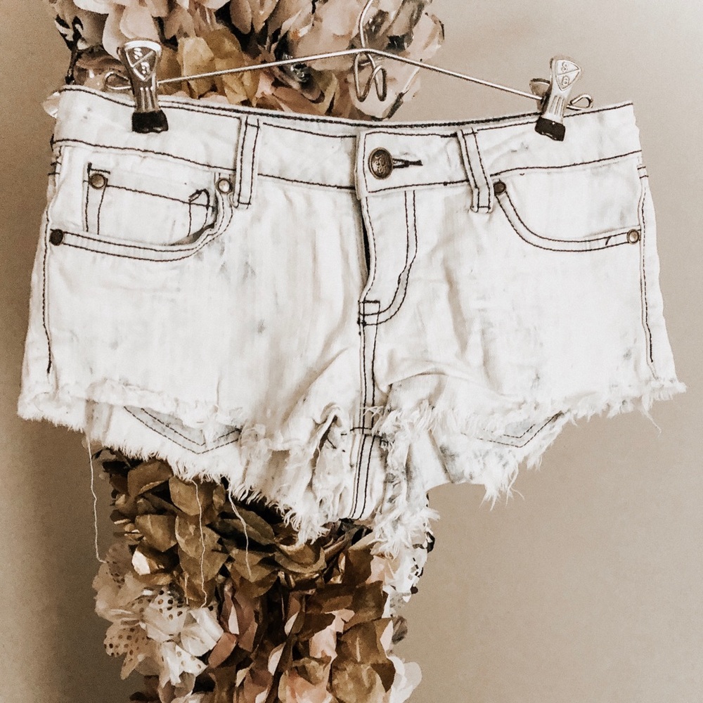 jessica simpson light wash shorts